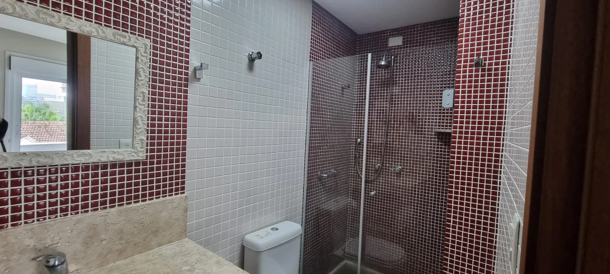 Imagem Apartamento tipo estúdio, mobiliado completo, no coração do Bairro Moinhos de Vento.