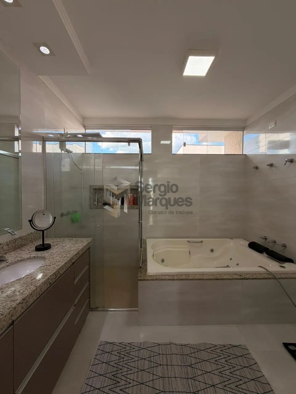 Imagem Sobrado à venda - 227m² - Condomínio Ecoville, Umuarama-PR