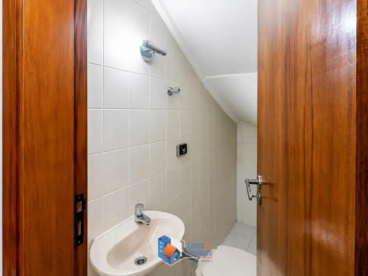 Imagem Sobrado para venda em Jardim São José (Zona Norte) com 3 quartos, sendo 1 suíte, 110m²