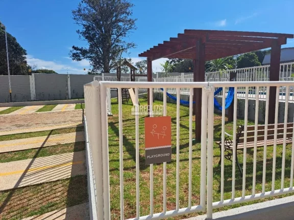 Imagem Apartamento de 2 dormitórios com piscina no Condomínio Park Novo Horizonte, no bairro Paraíso, Uberaba
