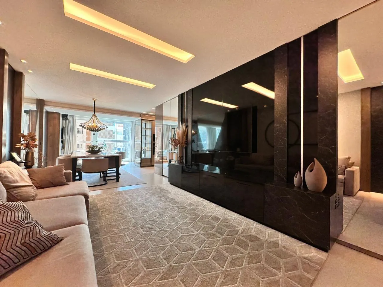 Imagem Apartamento à venda com 141m2 por R$ 2.300.000,00