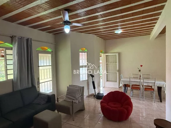Imagem Casa com 3 dormitórios , 200 m² por R$ 590.000 - A Definir - Igarapé/MG