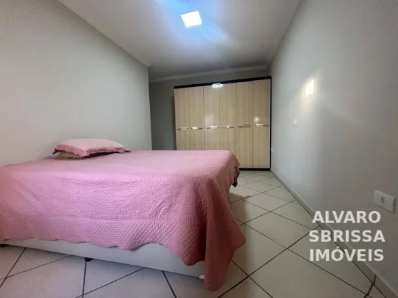 Imagem Casa com três dormitórios sendo uma suíte no Bairro São Camilo em Itu SP