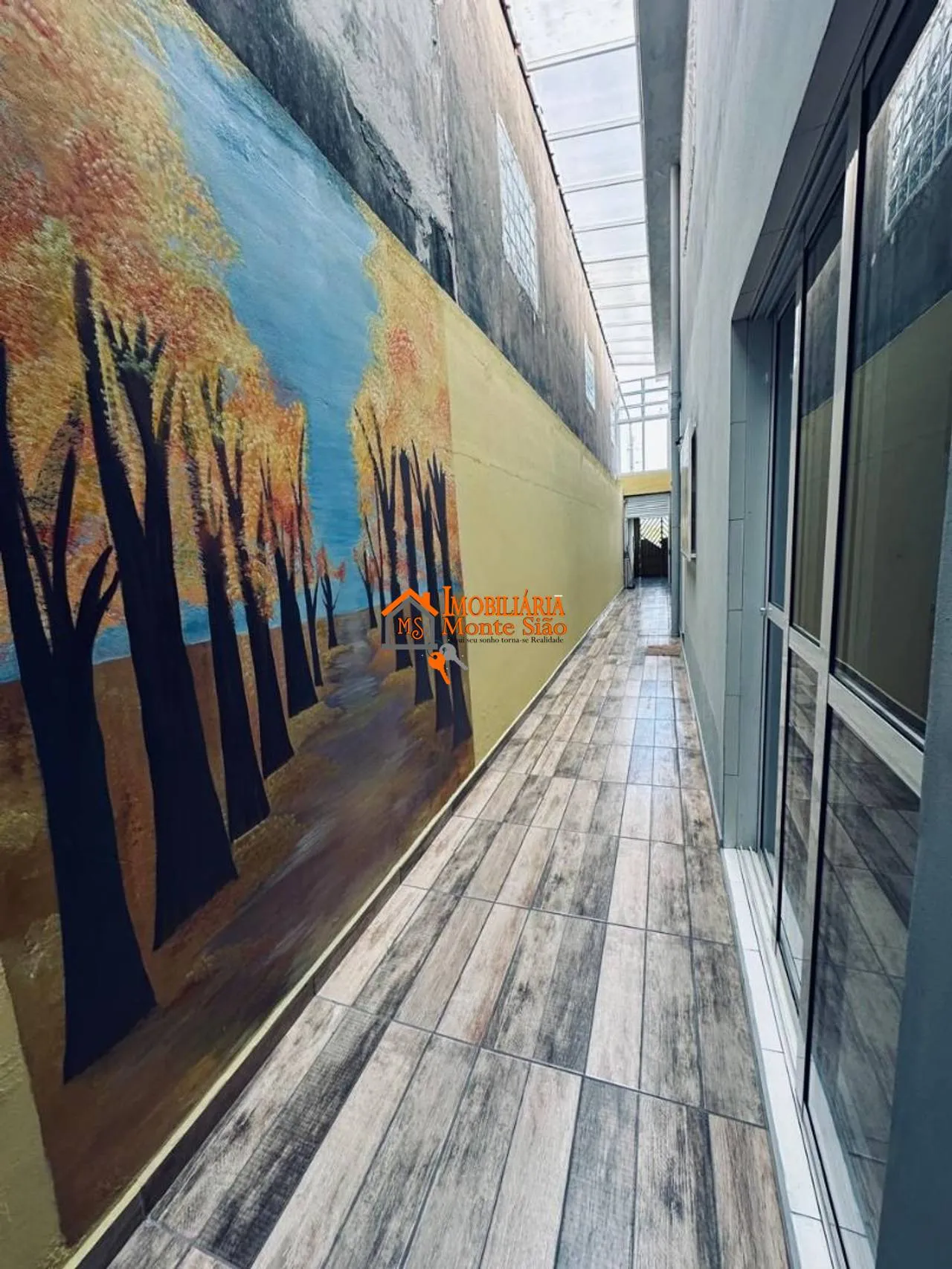 Imagem Sobrado para Locação Comercial ou Residencial - 4 Quartos e 2 Vagas