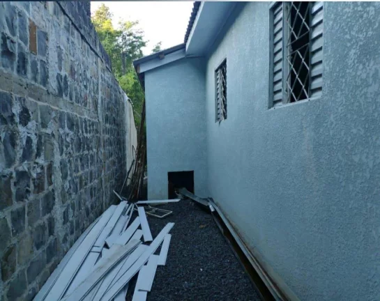 Imagem Casa para Venda em Concórdia, Gruta, 4 dormitórios, 2 banheiros