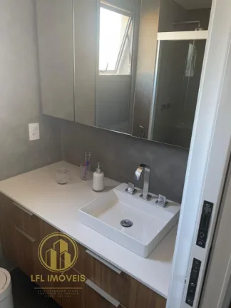 Imagem Apartamento Mobiliado para Venda, com 3 dormitórios e 2 vagas. Vila Madalena / Pinheiros