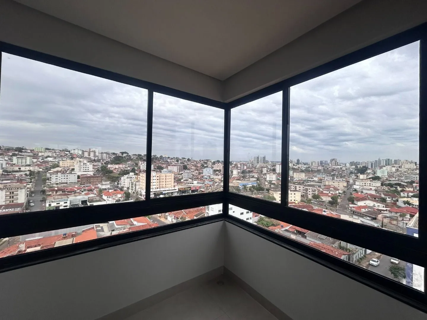 Imagem Cobertura com 3 dormitórios à venda, 237 m² por R$ 1.480.000,00 - Jardim Centro - Patos de Minas/MG