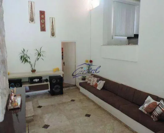 Imagem Casa com 3 dormitórios 1 suite à venda, 439 m² Chácara Vista Alegre - Cotia/SP