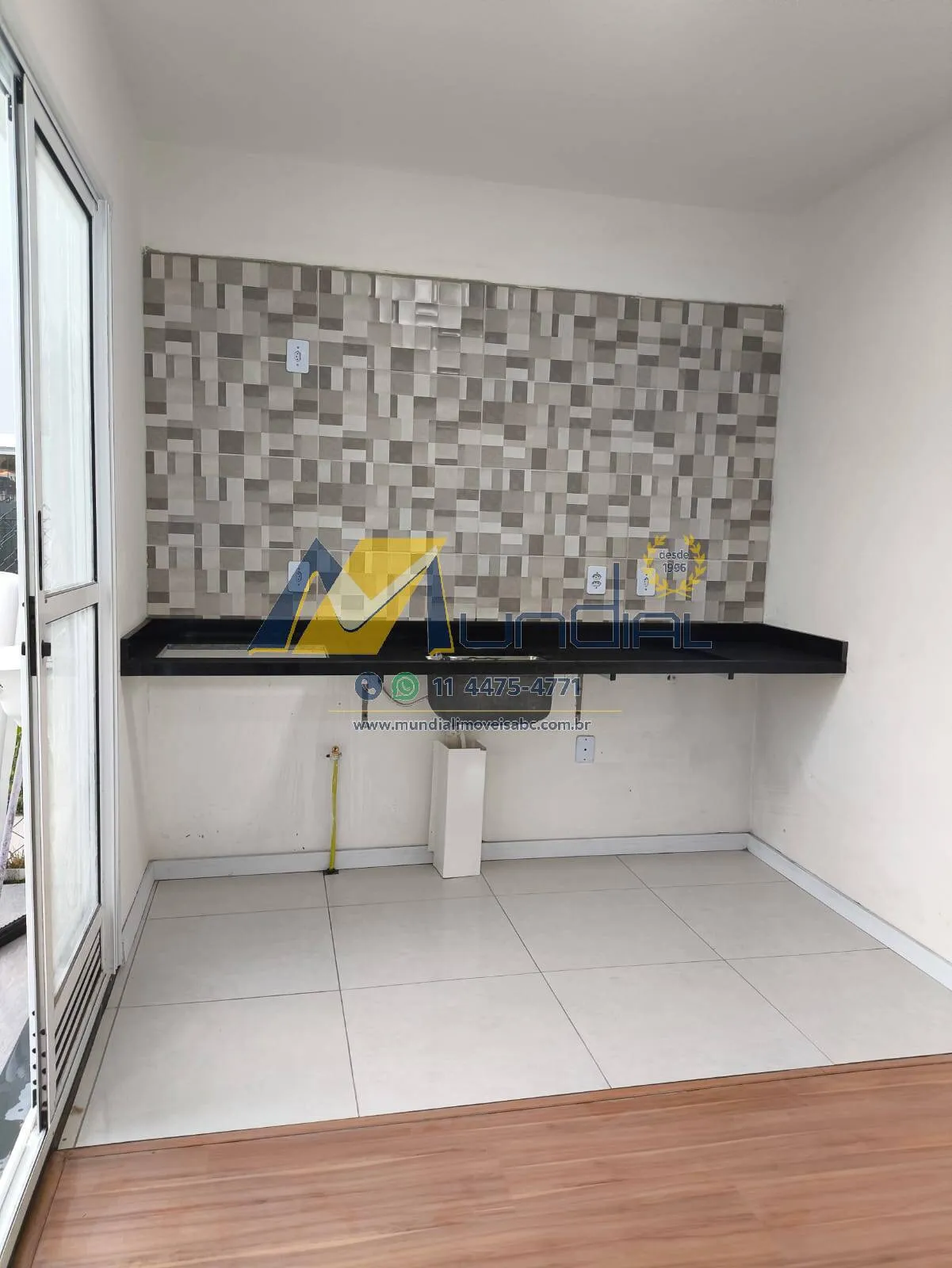 Imagem Sobrado à Venda no Condomínio Paradise - 105 m²,Suíte e Lazer Completo