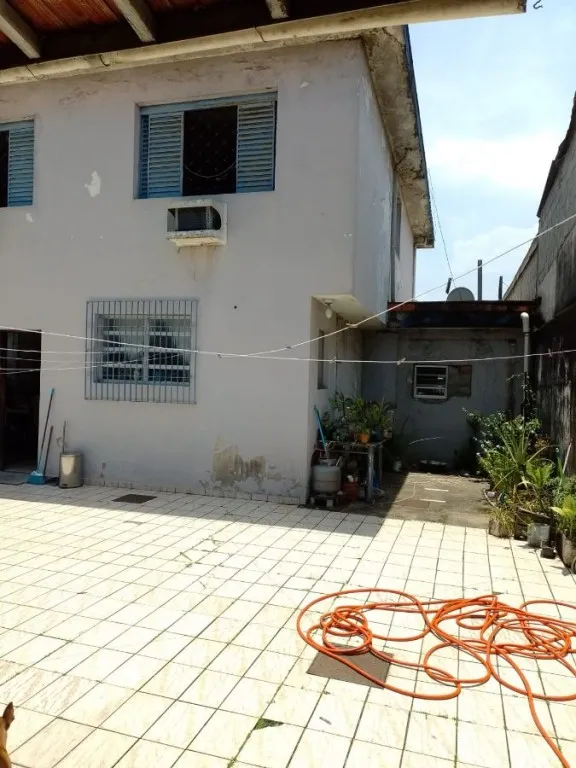 Imagem CASA COM 186,00 m² - BOQUEIRÃO - PRAIA GRANDE SP