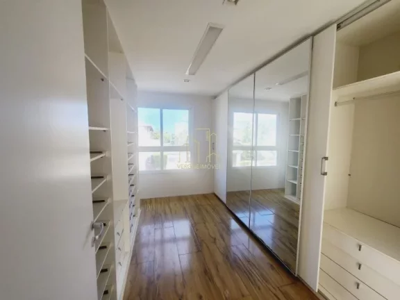 Imagem Excelente casa em condomínio fechado reformada com três suítes gabinete a venda em Stella Maris Salvador