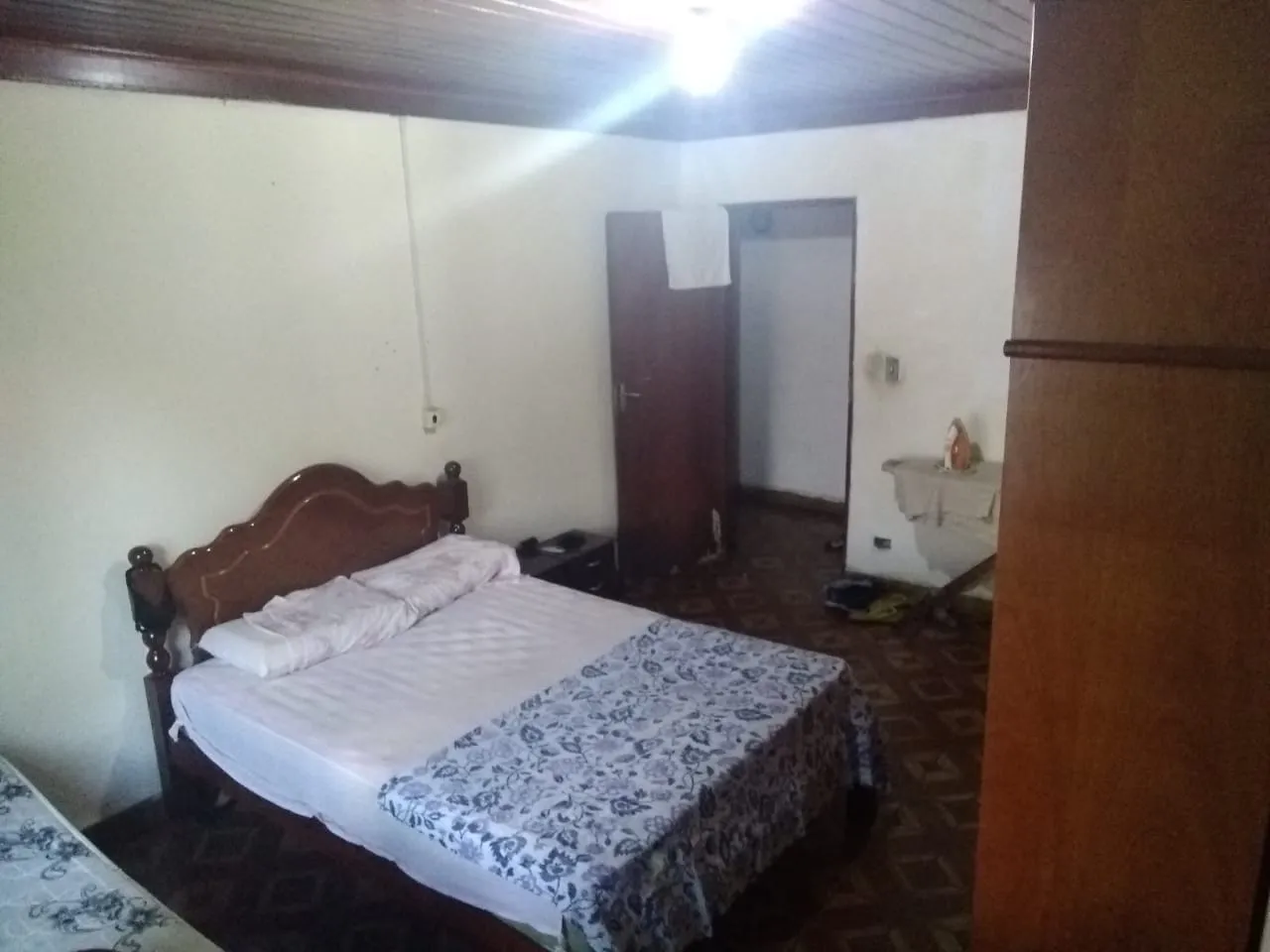 Imagem Casa à venda 3 Quartos, 2 Vagas, 325M², Feital, Pindamonhangaba - SP
