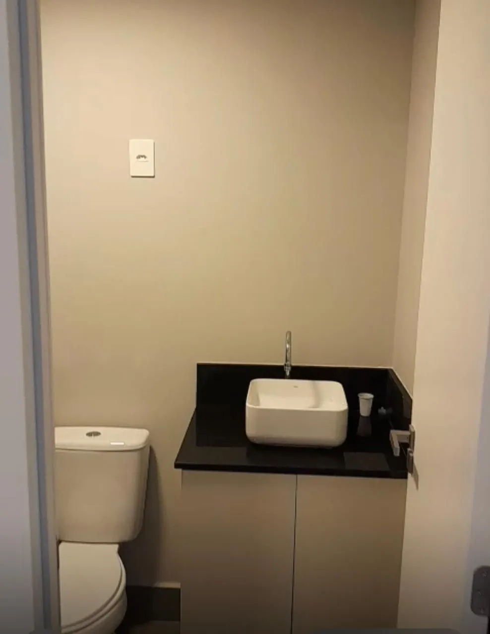 Imagem Apartamento à venda em Porto Alegre, Mont´Serrat, com 1 quarto, 37m2