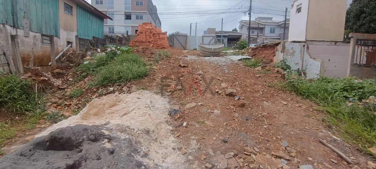 Imagem Casa à Venda em Construção no Bairro Santana com Terreno de 135m