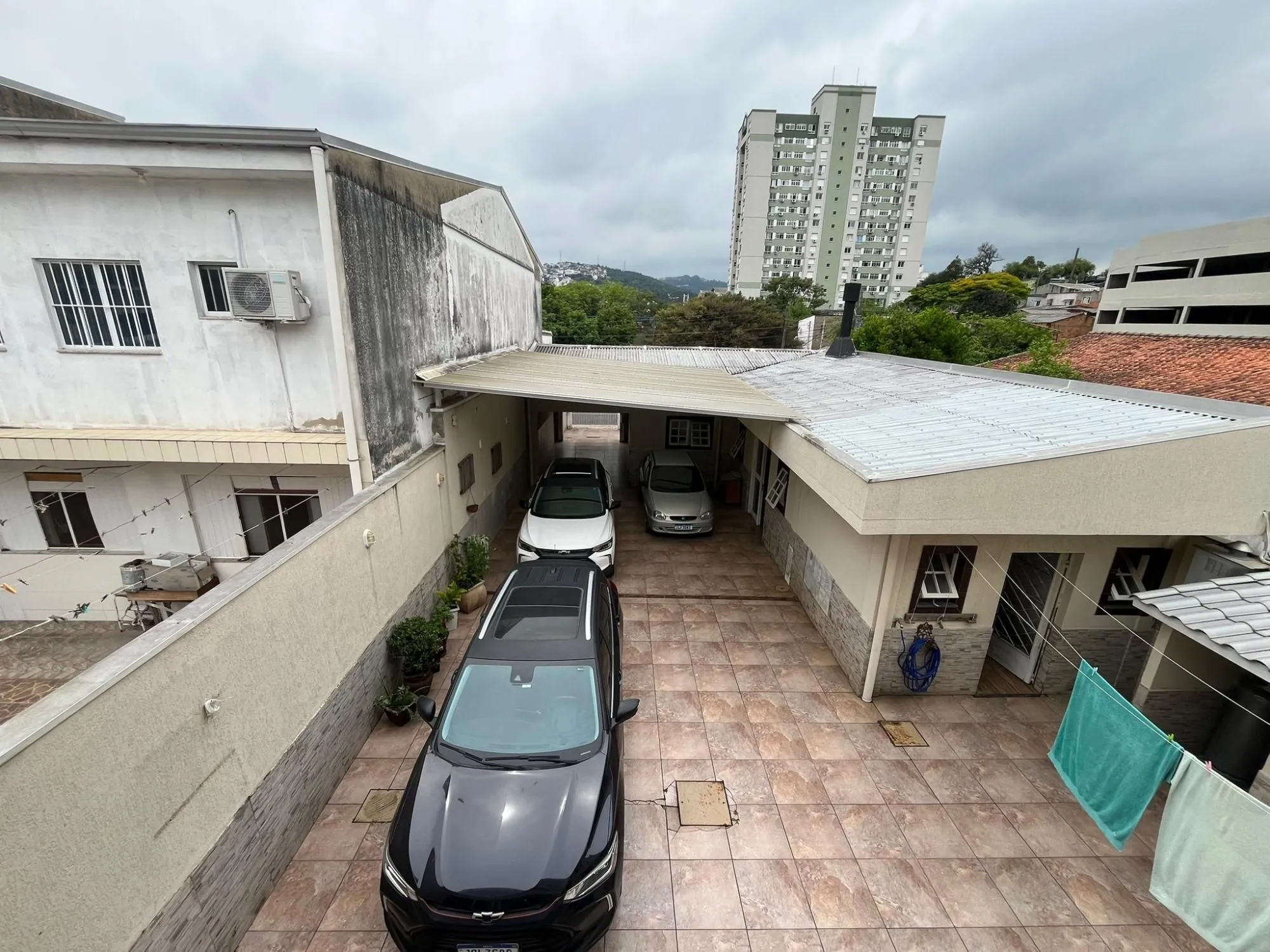 Imagem Duas casas no mesmo terreno - conforto, espaço e excelente localização!