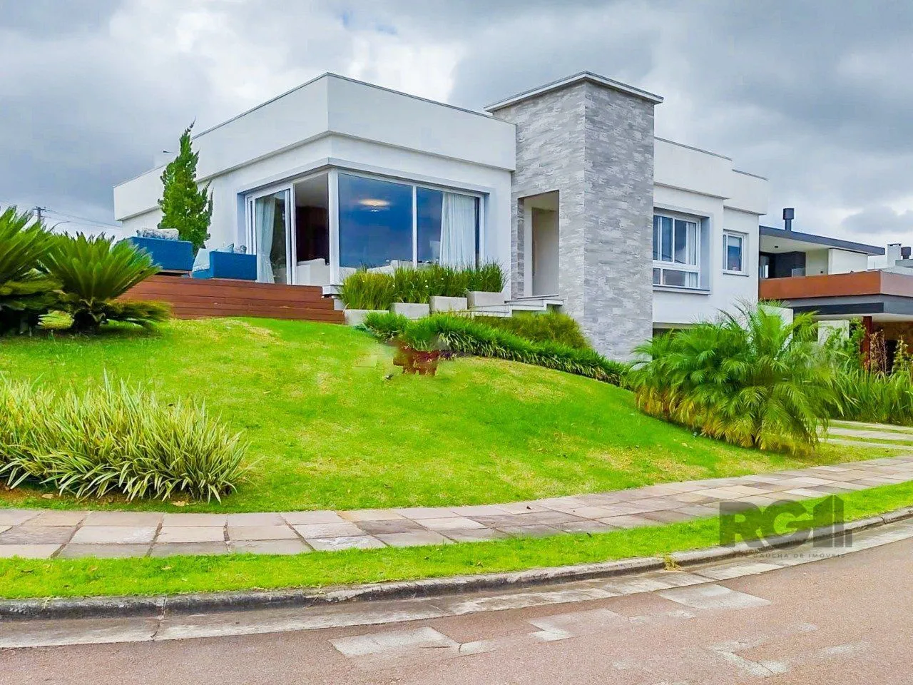 Imagem Casa de Condomínio em Alphaville