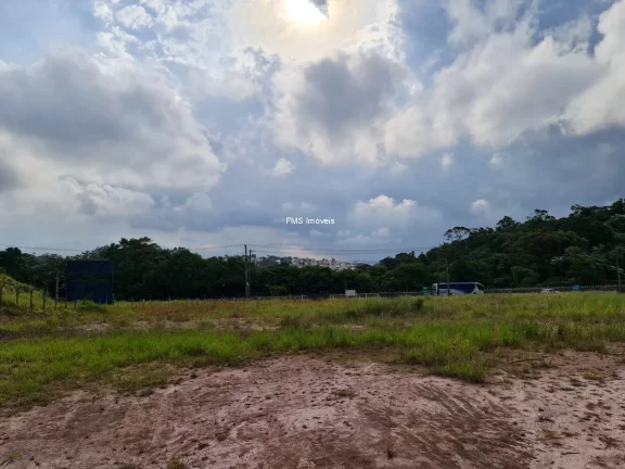 Imagem Terreno com 5652m² à venda em Mogi das Cruzes.
