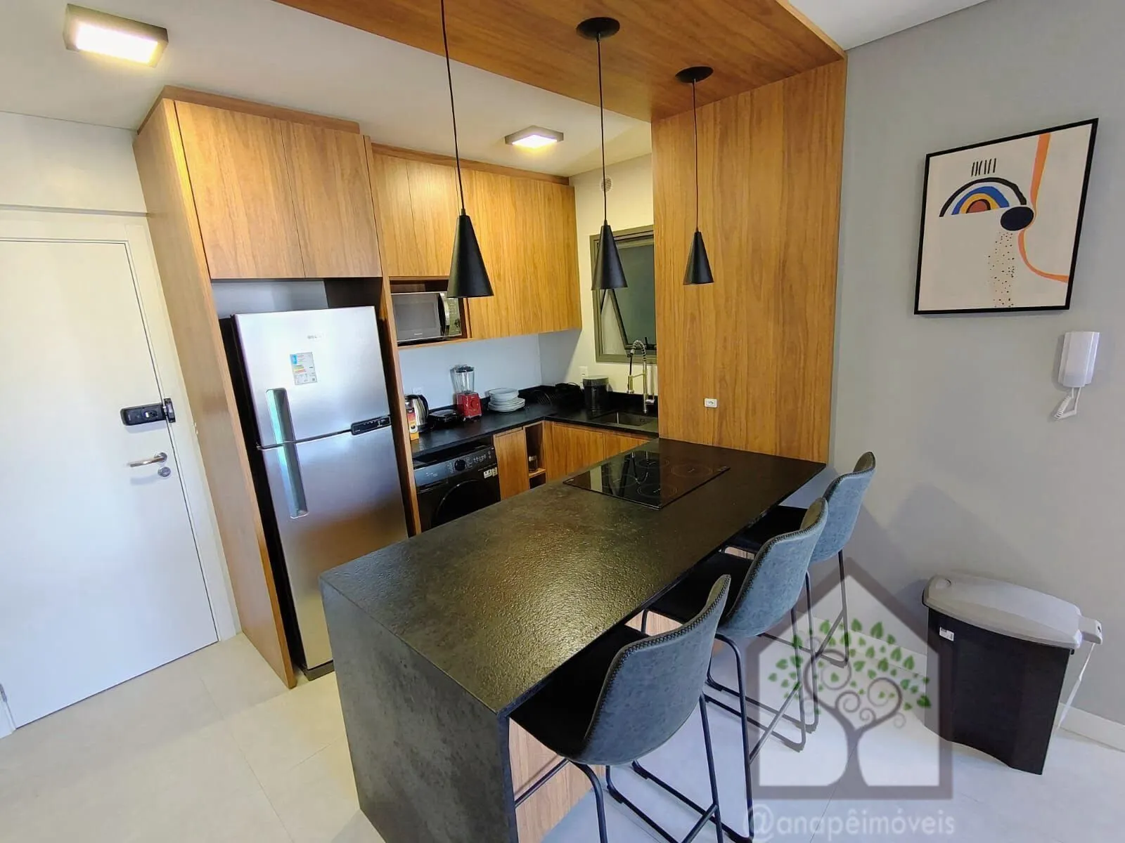 Imagem Studio Mobiliado 22m² na Carvoeira, Próximo à UFSC - Pronto para Morar ou Investir