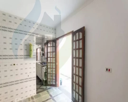 Imagem Sobrado de 3 dormitórios sendo 1 suíte, 2 salas, 3 banheiros, 2 vagas com 171m² em Rudge Ramos, São Bernardo do Campo
