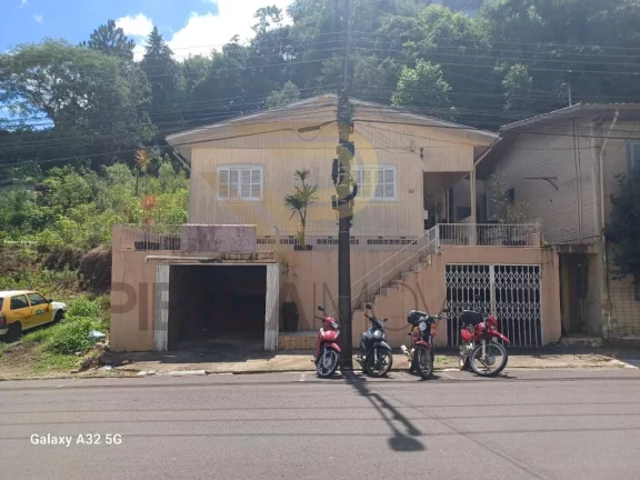Imagem Casa para Venda em Concórdia, Centro