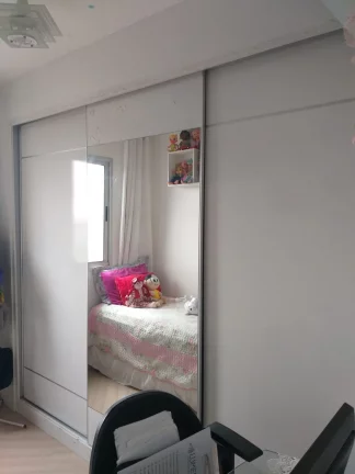 Imagem Vila Livieiro, 2 dormitórios, sacada, 1 vaga - Lazer com Piscina