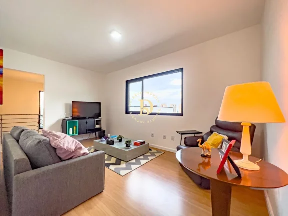 Imagem Casa - Cond. Golden Park - Jacareí - 3 Dormitórios (1 Suíte) - 200m²