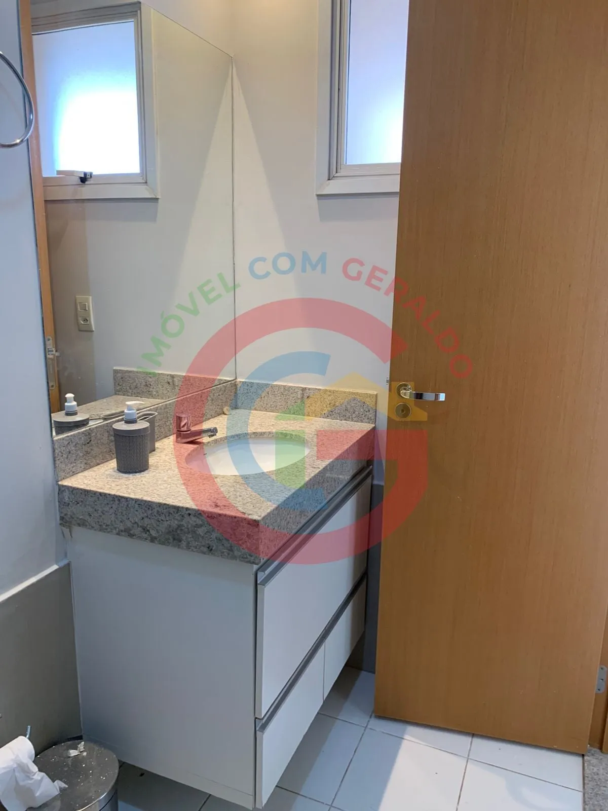 Imagem Apartamento 3 Q - Bucareste - St. Universitário