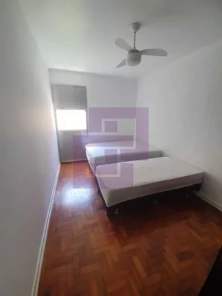 Imagem Tombo, excelente localização calçadão !!!