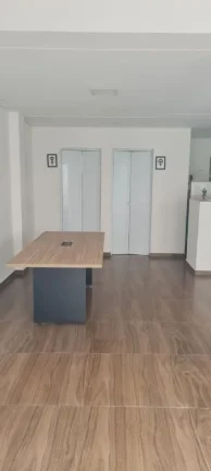 Imagem Sobrado em Condomínio à Venda em Cotia-SP, Bairro do Maranhão: 2 Quartos, 1 Banheiro, 2 Vagas de Garagem, 67m² de Área.