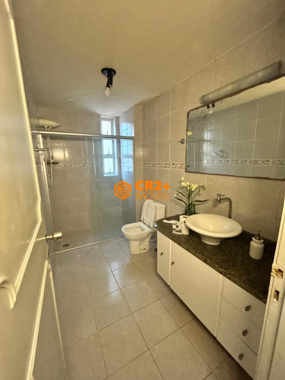 Imagem Alugo apartamento com 4 quartos -182m² na Navegantes em Boa Viagem