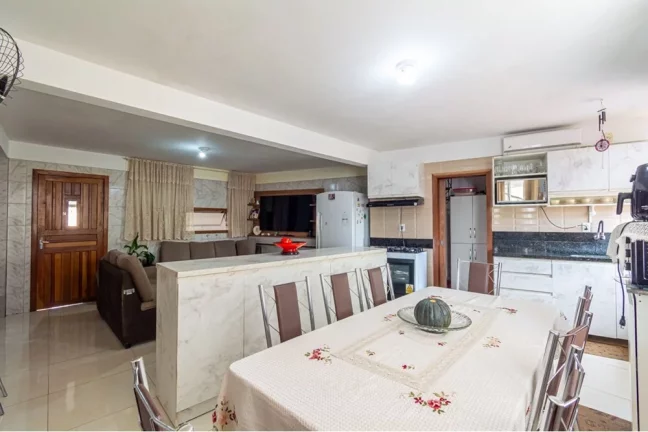 Imagem Casa para venda no bairro Estância Velha em Canoas