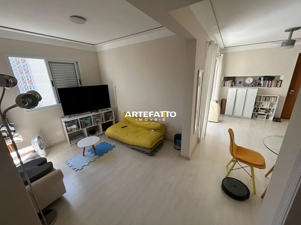 Imagem Apartamento com sala ampliada, depósito na garagem, duas suítes e lazer completo