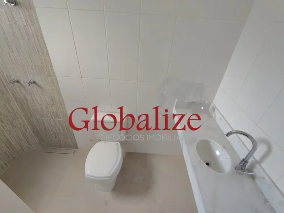 Imagem Casa com 3 dormitórios no Gonzaga em Santos por R$ 750.000,00, churrasqueira , 01 suíte e 01 vaga de garagem