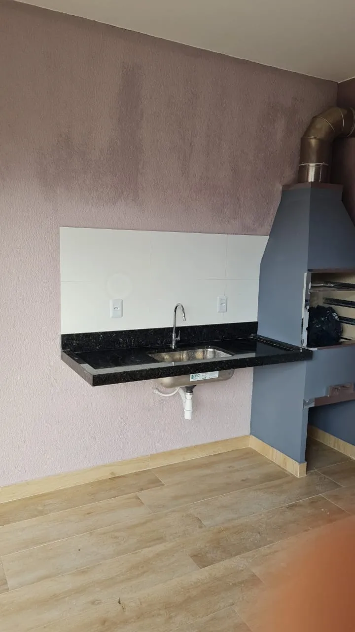 Imagem Sobrado Moderno com 3 Dormitórios, Suíte com Closet e Área Gourmet no Condomínio Vila Romana - Pindamonhangaba