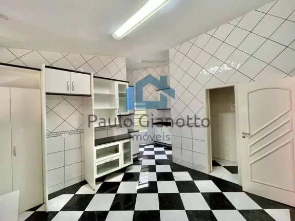 Imagem Oportunidade Ùnica em Condomínio na Granja Viana