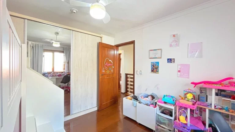 Imagem Casa para venda no bairro Teresópolis em Porto Alegre