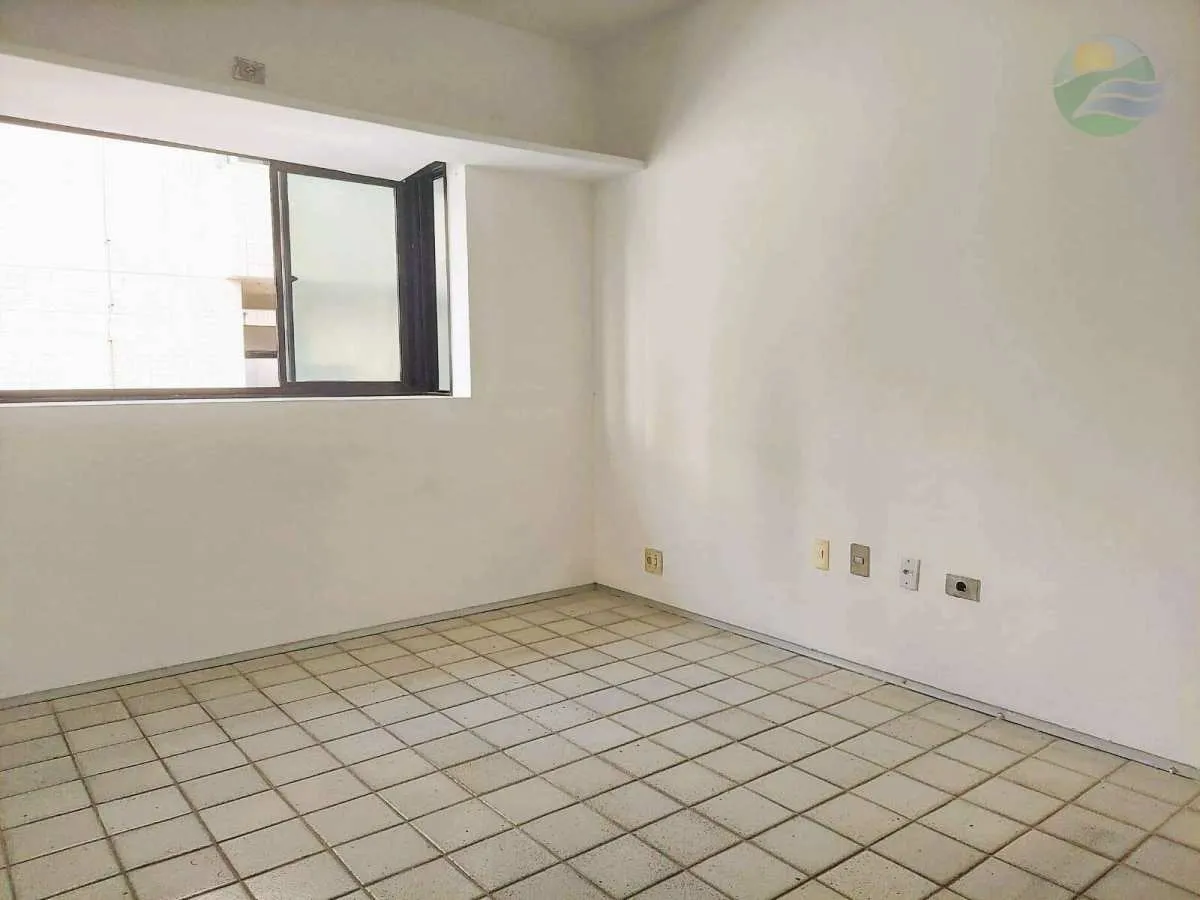 Imagem Apartamento com 4 suites, frente mar, calçadão de Piedade, em Piedade, Jaboatão dos Guararapes.