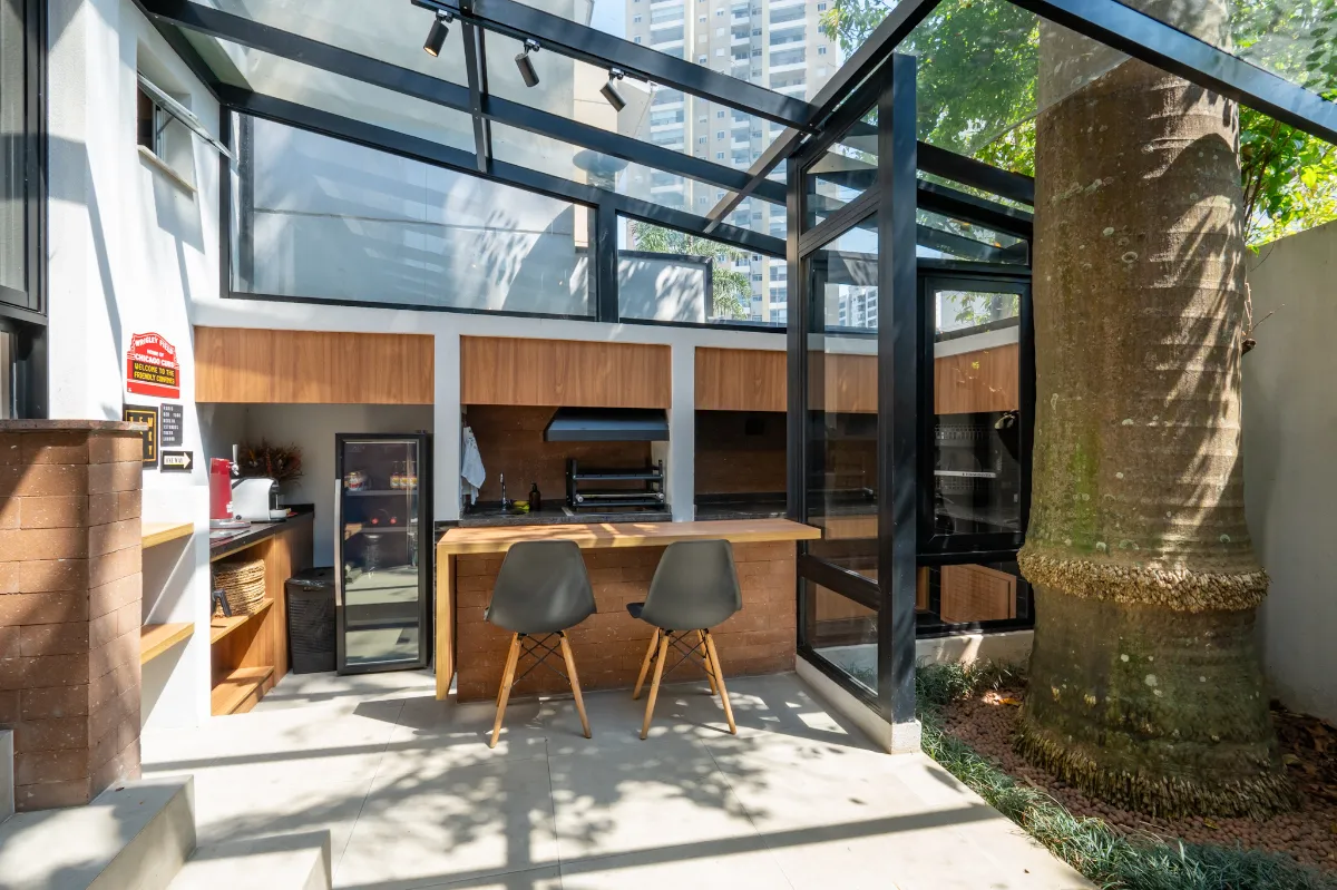 Imagem Casa no condomínio New England Condominium para venda com 3 quartos, sendo 2 suítes, 264m2