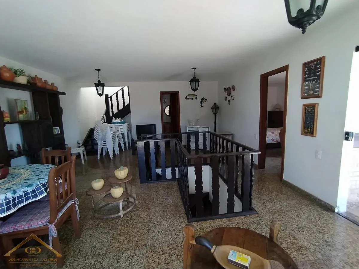Imagem Cobertura para Venda em Cabo Frio / RJ no bairro Praia do Forte
