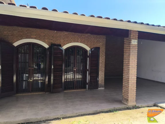 Imagem Linda casa +edícula próximo a praia