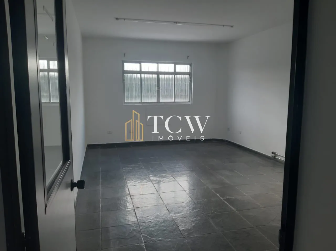 Imagem Galpão Logístico/Armazém à venda | 2.350m2 | Casa Verde/SP