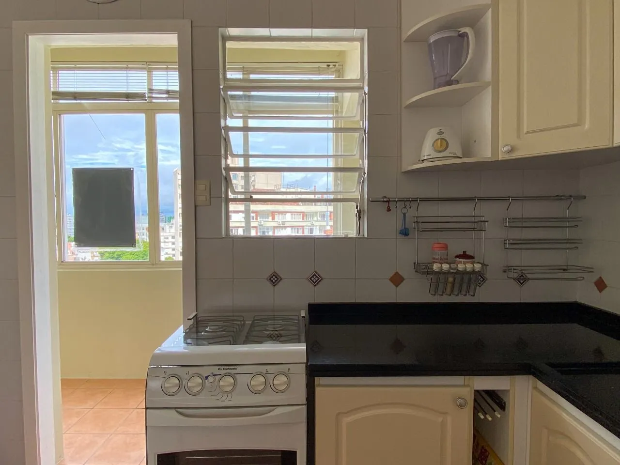 Imagem Apartamento 3 dormitórios, com linda vista, em frente ao Hospital de Clínicas