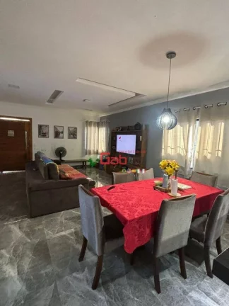 Imagem Casa com 3 dormitórios à venda, 188 m² por R$ 600.000,00 - Baixo Grande - São Pedro da Aldeia/RJ