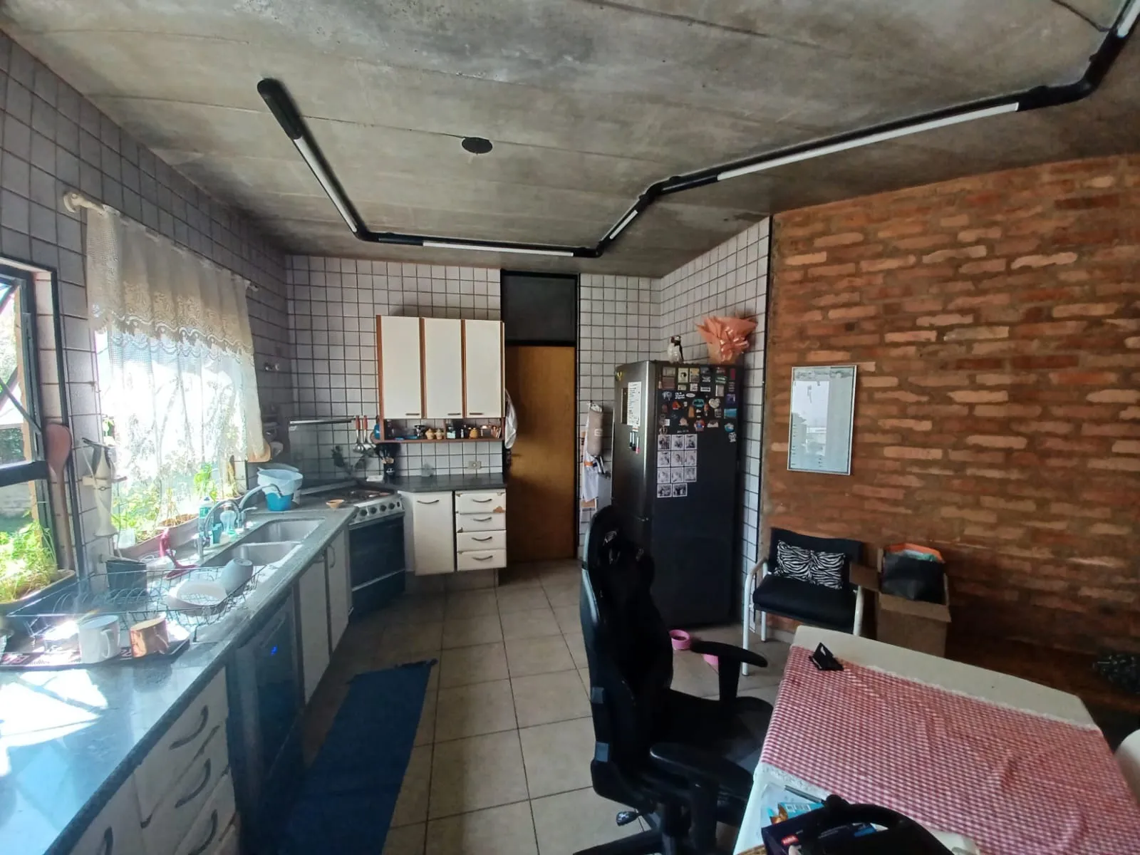 Imagem Belíssima casa 3 Dormitórios no Condomínio Vivendas do Lago!