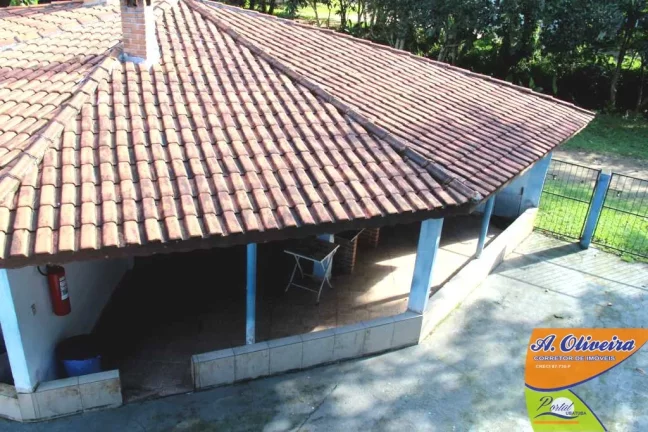 Imagem Prédio com 10 apartamentos Pereque Açu.