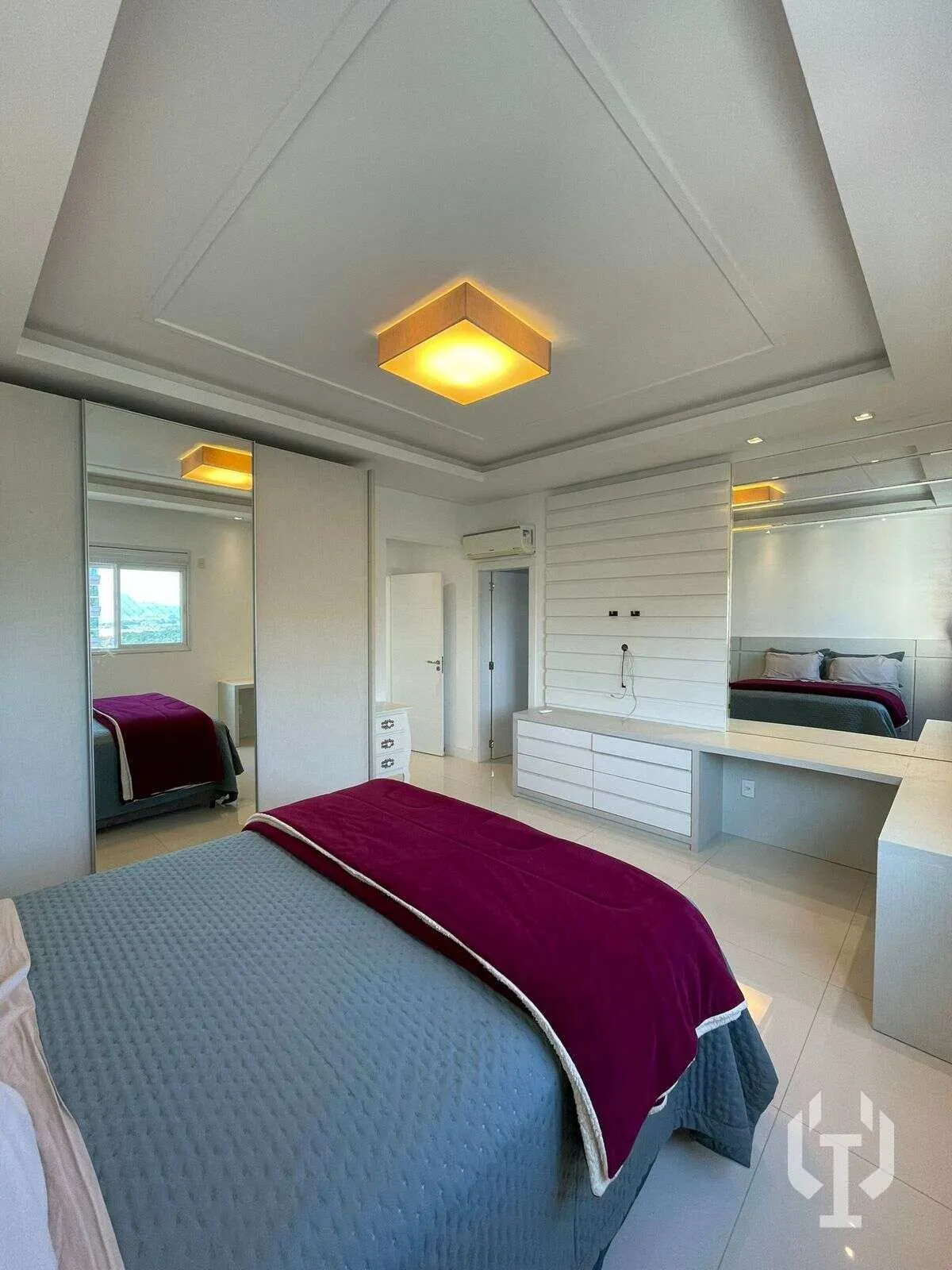 Imagem Apartamento à venda, com 4 suítes, pronto e mobiliado em 100x