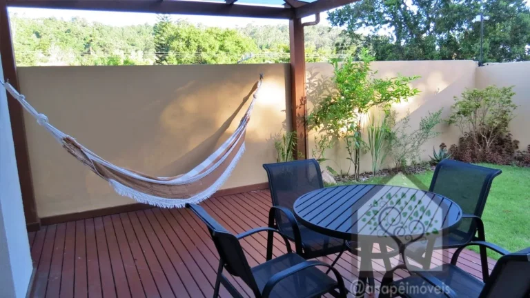 Imagem Excelente casa de Condomínio em Sambaqui, Florianópolis