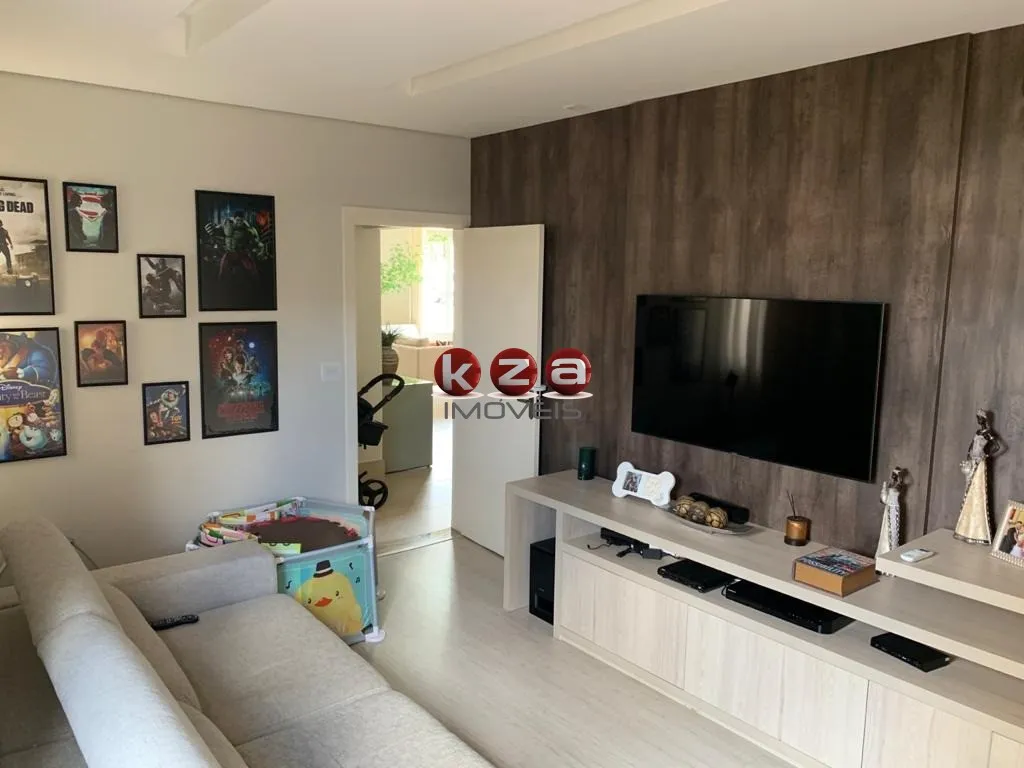 Imagem Impecável casa em condomínio à venda em Valinhos-SP, bairro Pinheiro: 3 quartos, 3 suítes, 3 salas, 5 banheiros, 4 vagas, 265m².