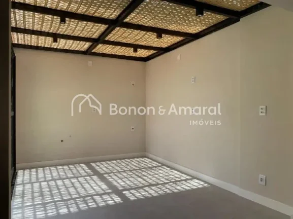 Imagem Esta casa à venda no Parque Taquaral, em Campinas/SP, oferece uma excelente oportunidade de morar e...