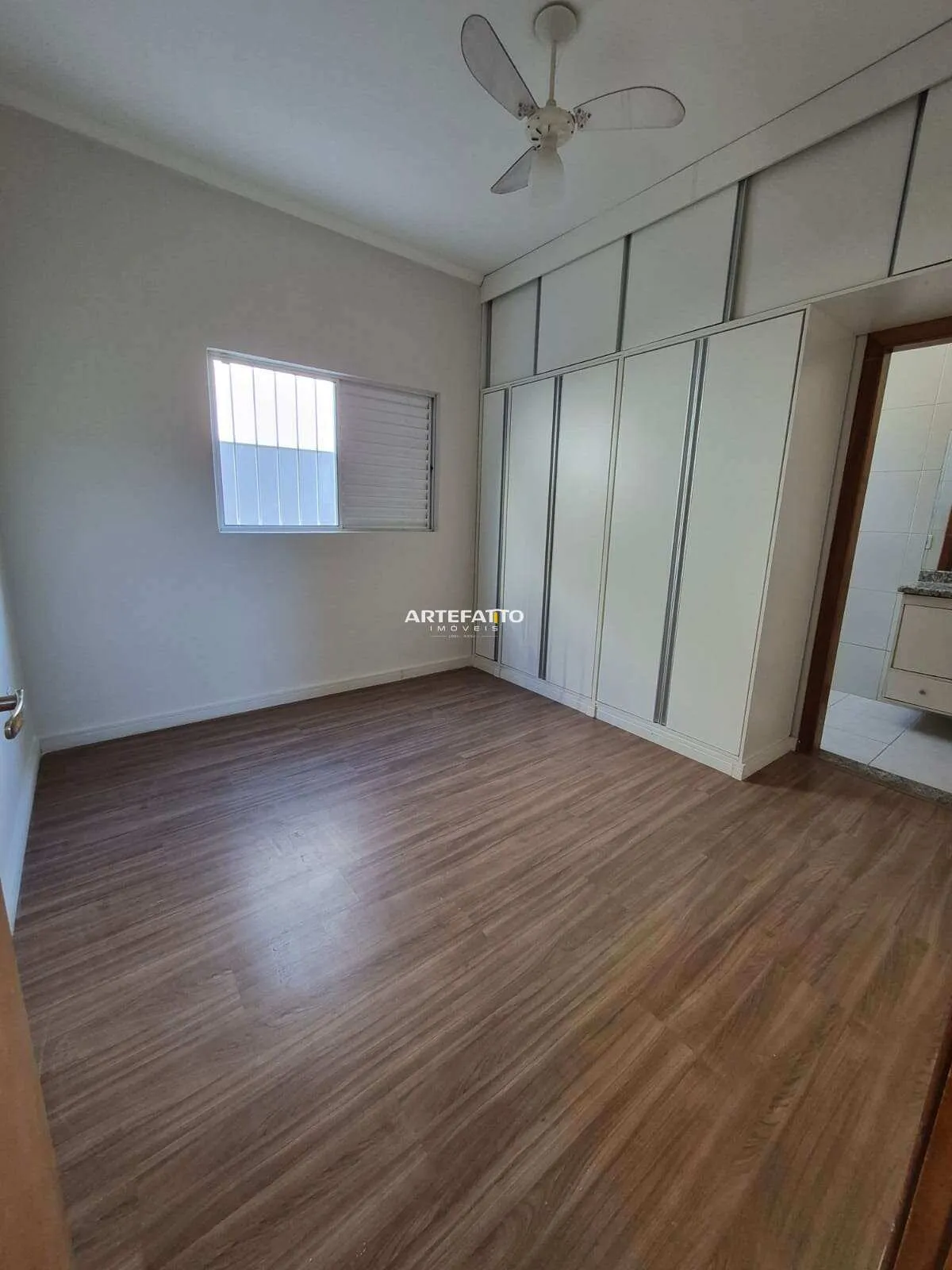 Imagem Casa à venda em Franca, Residencial Dourado, com 3 quartos, 168m2